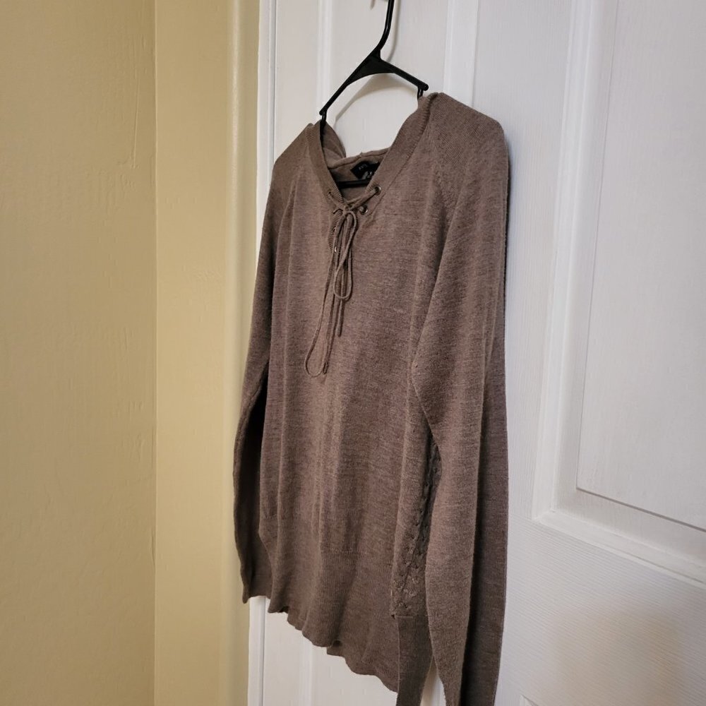 Fate brand lightweight hooded sweater Taupe-Brown SIZE: MEDIUM - Picture 6 of 8